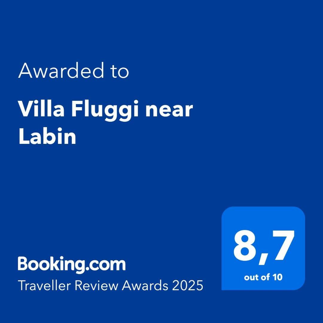 Santalezi Villa Fluggi Near Labin מראה חיצוני תמונה